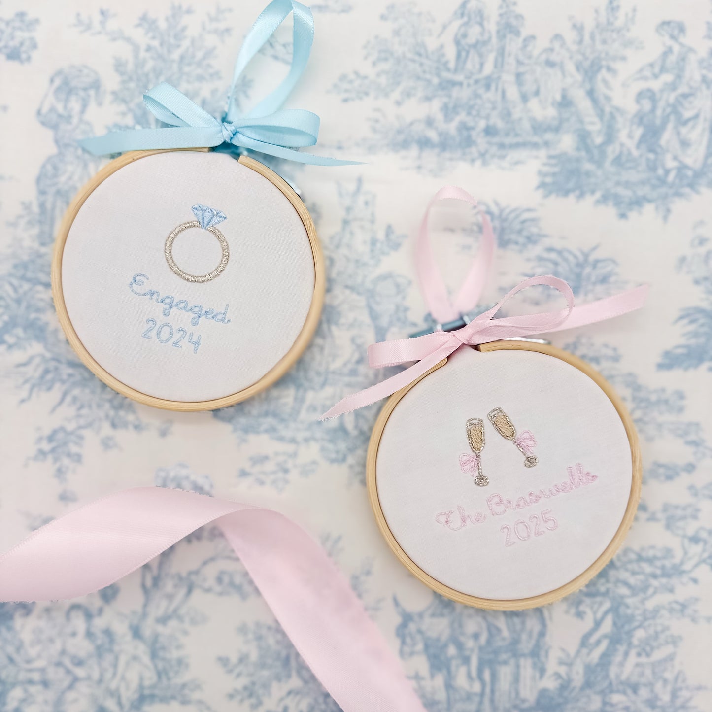 Heirloom Hoop Ornament