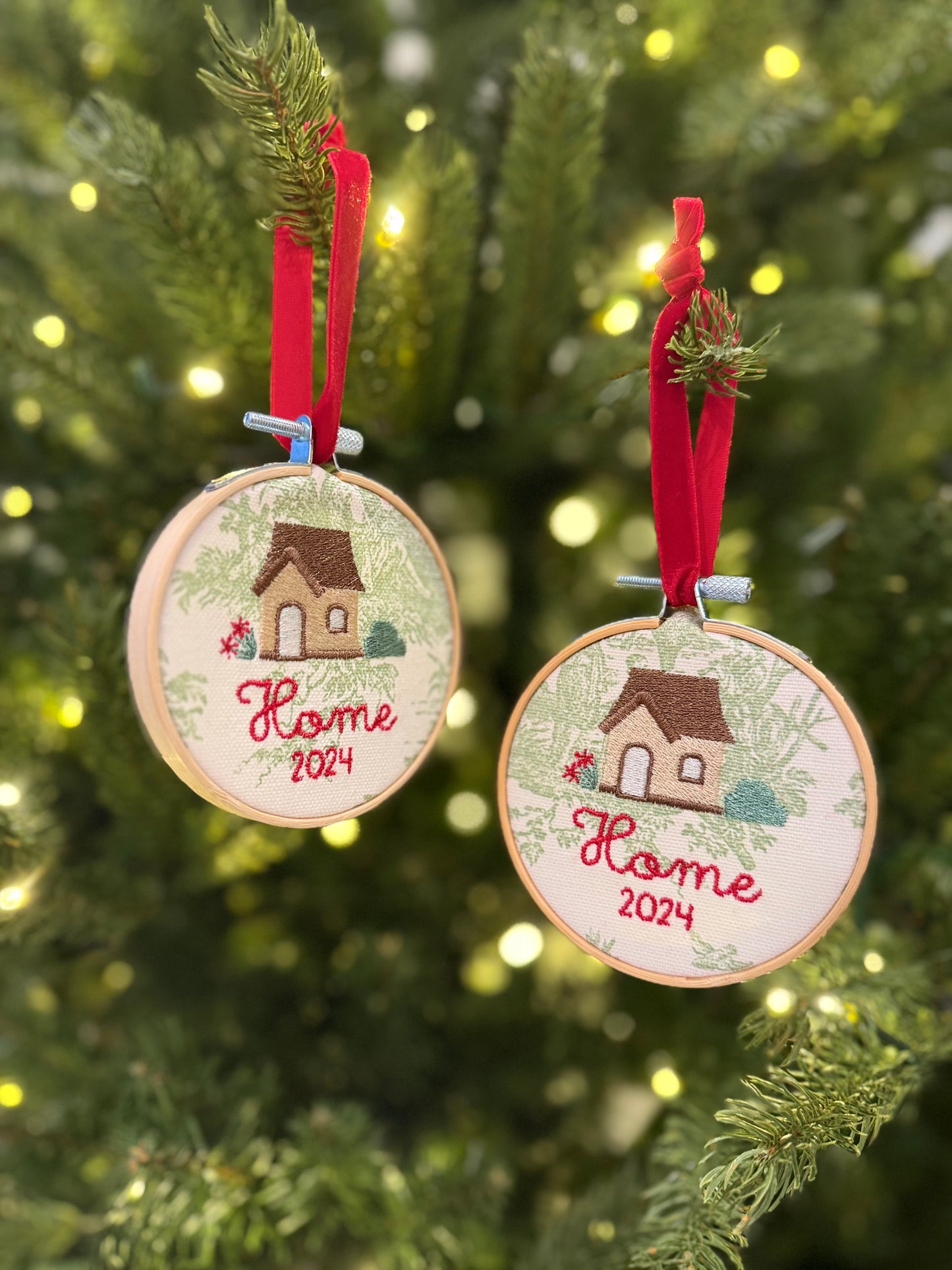 Heirloom Hoop Ornament