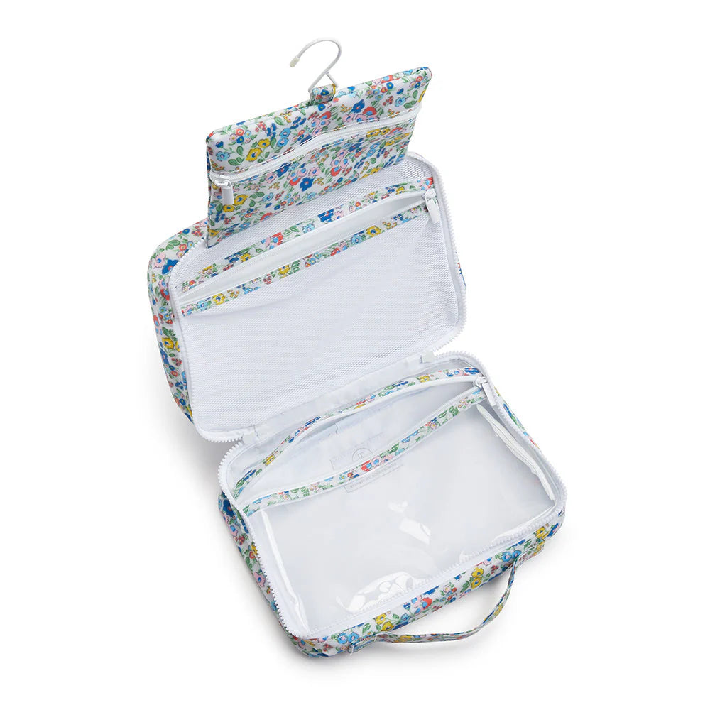 BundleUp Hanging Toiletry Bag - Posies